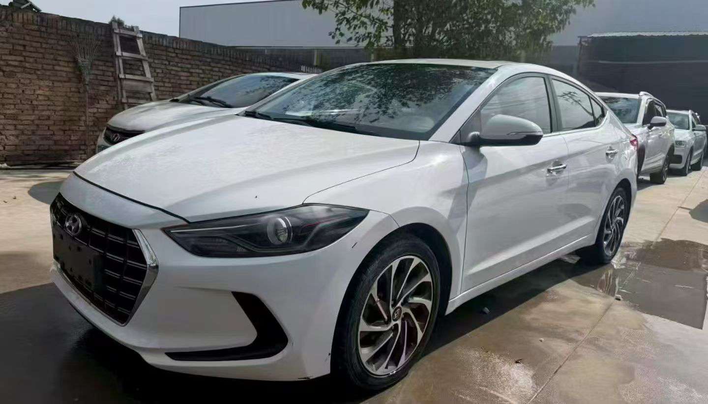 Hyundai Elantra 1.5L Zhixuan Elite Edition 2