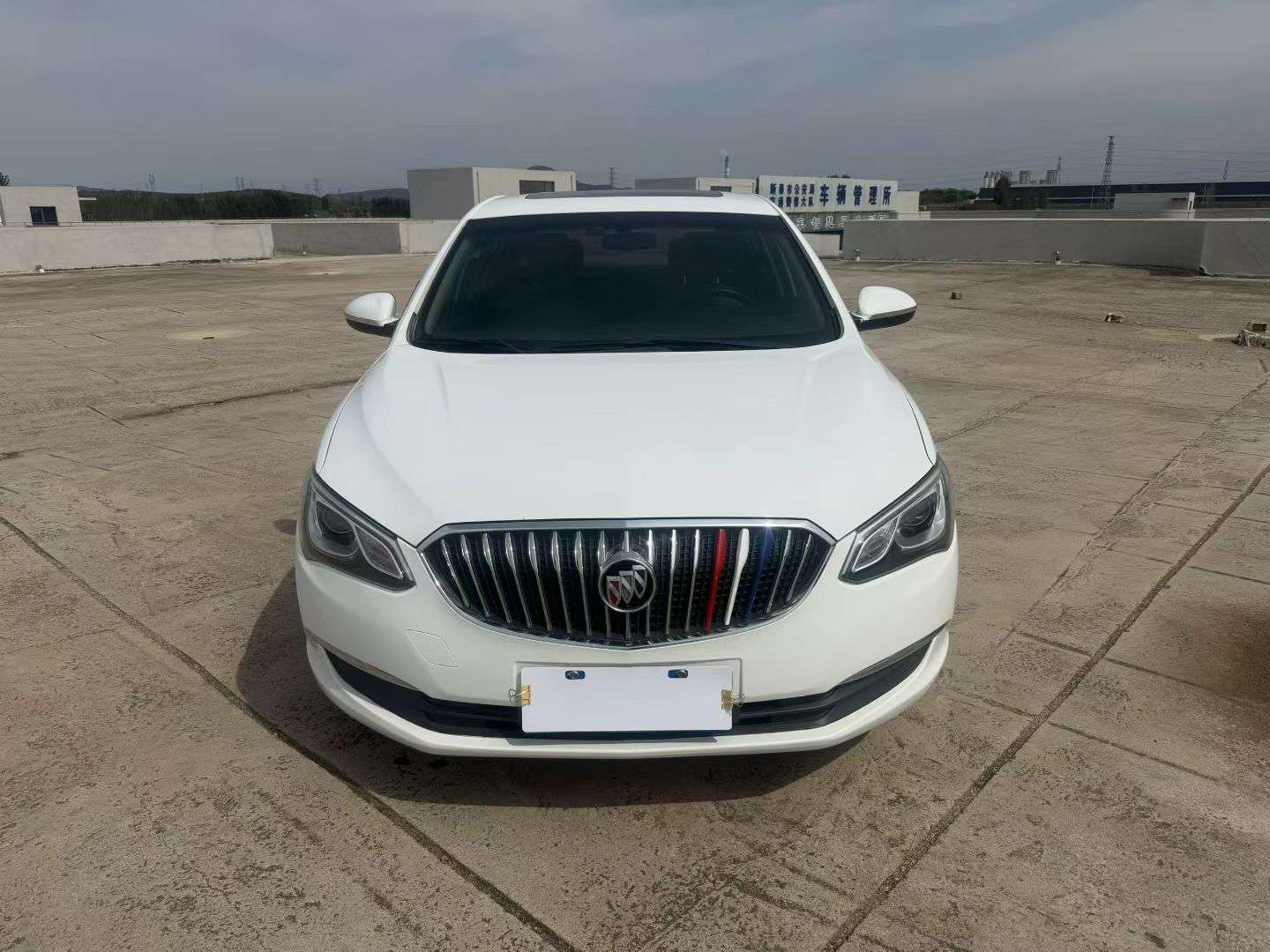 Buick Excelle 1.5L Automatic Elite 2