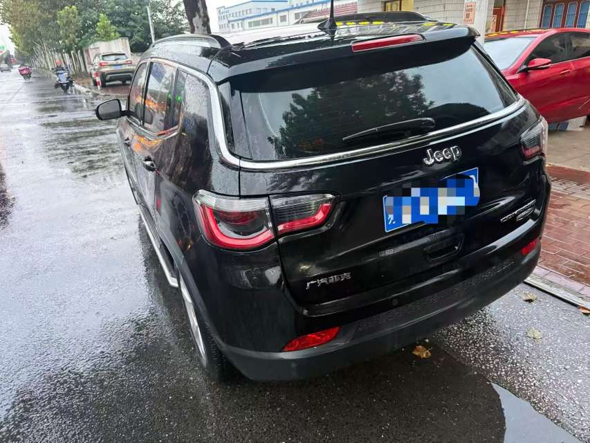 Jeep Compass 1.4T Automatic 3