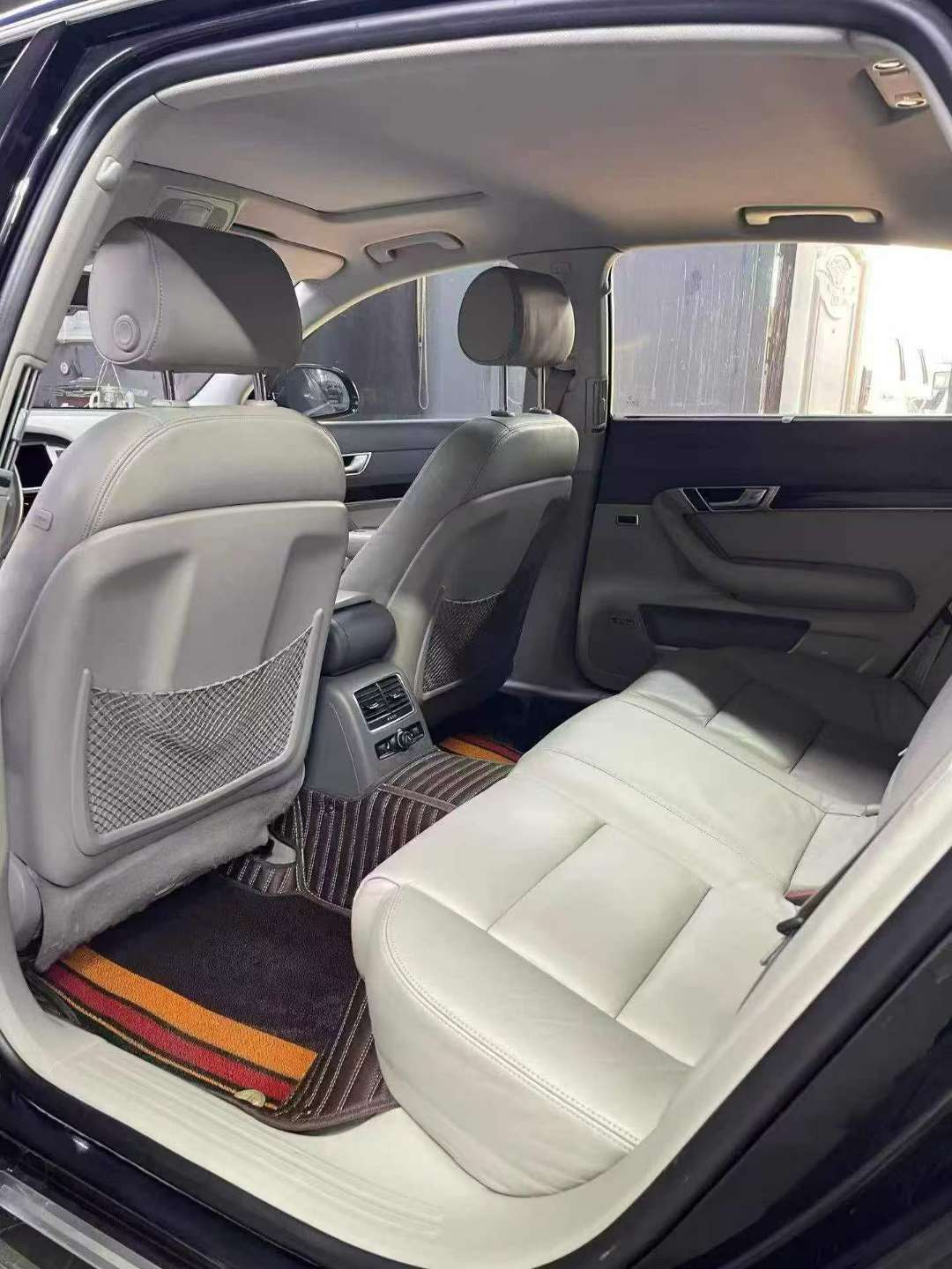 Audi A6L 2012 2.8 Automatic AWD 9