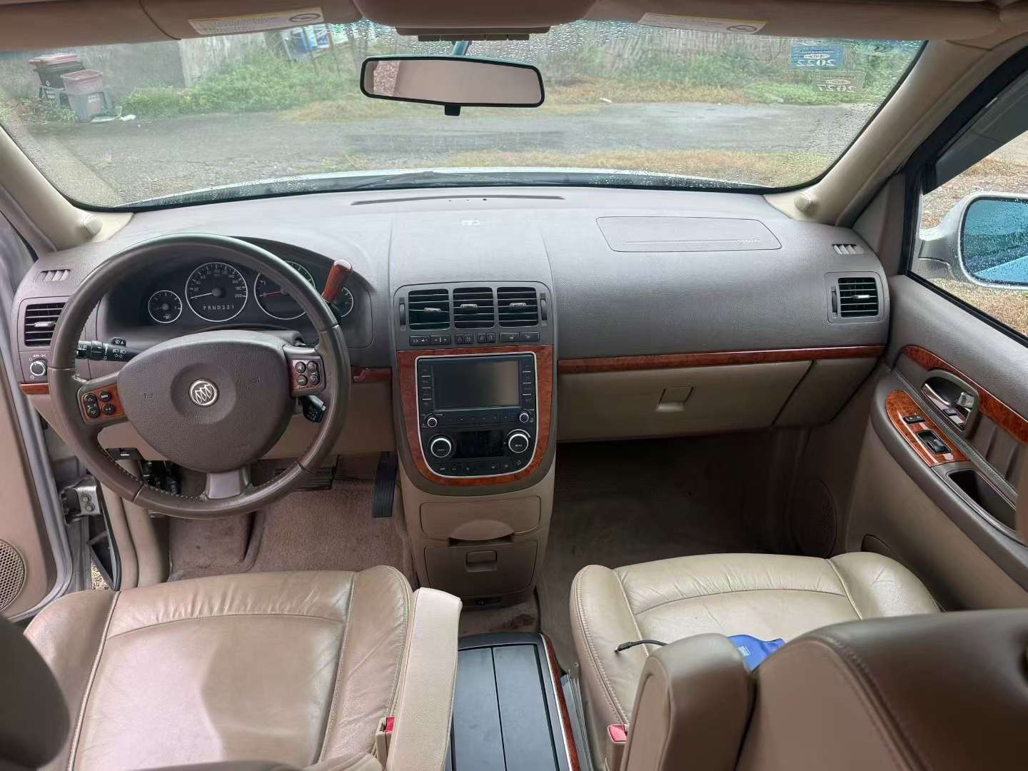 Buick GL8 3.0 High Trim 9