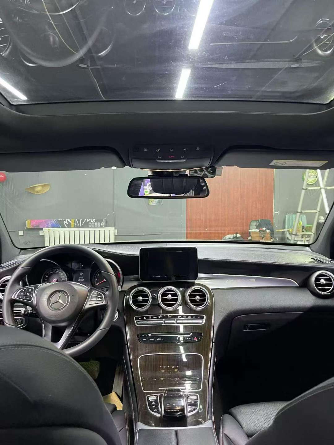 Mercedes-Benz GLC 2016 GLC260 Luxury 8