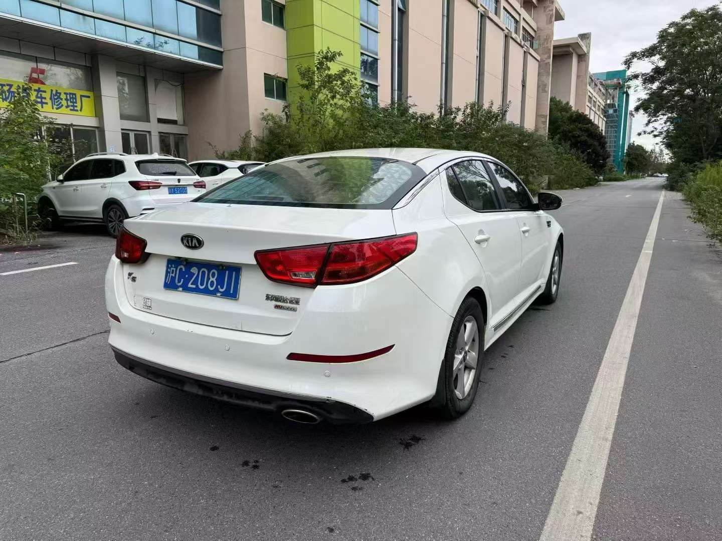 Kia K5 4