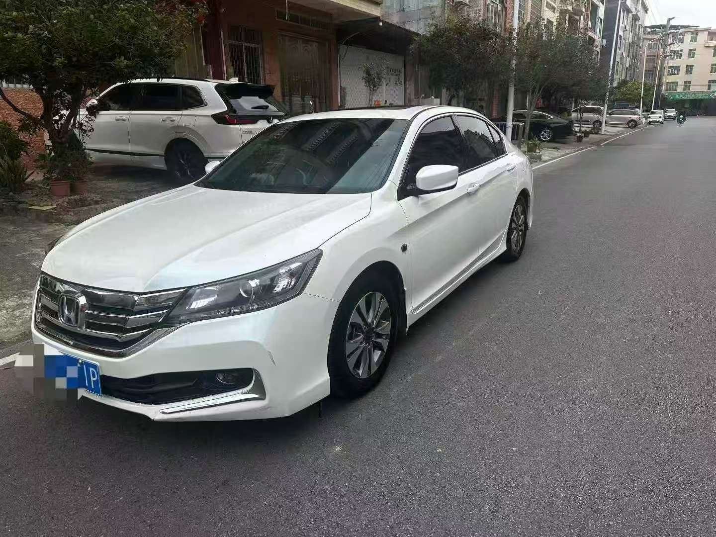 Honda Accord 2.0L Automatic Luxury
