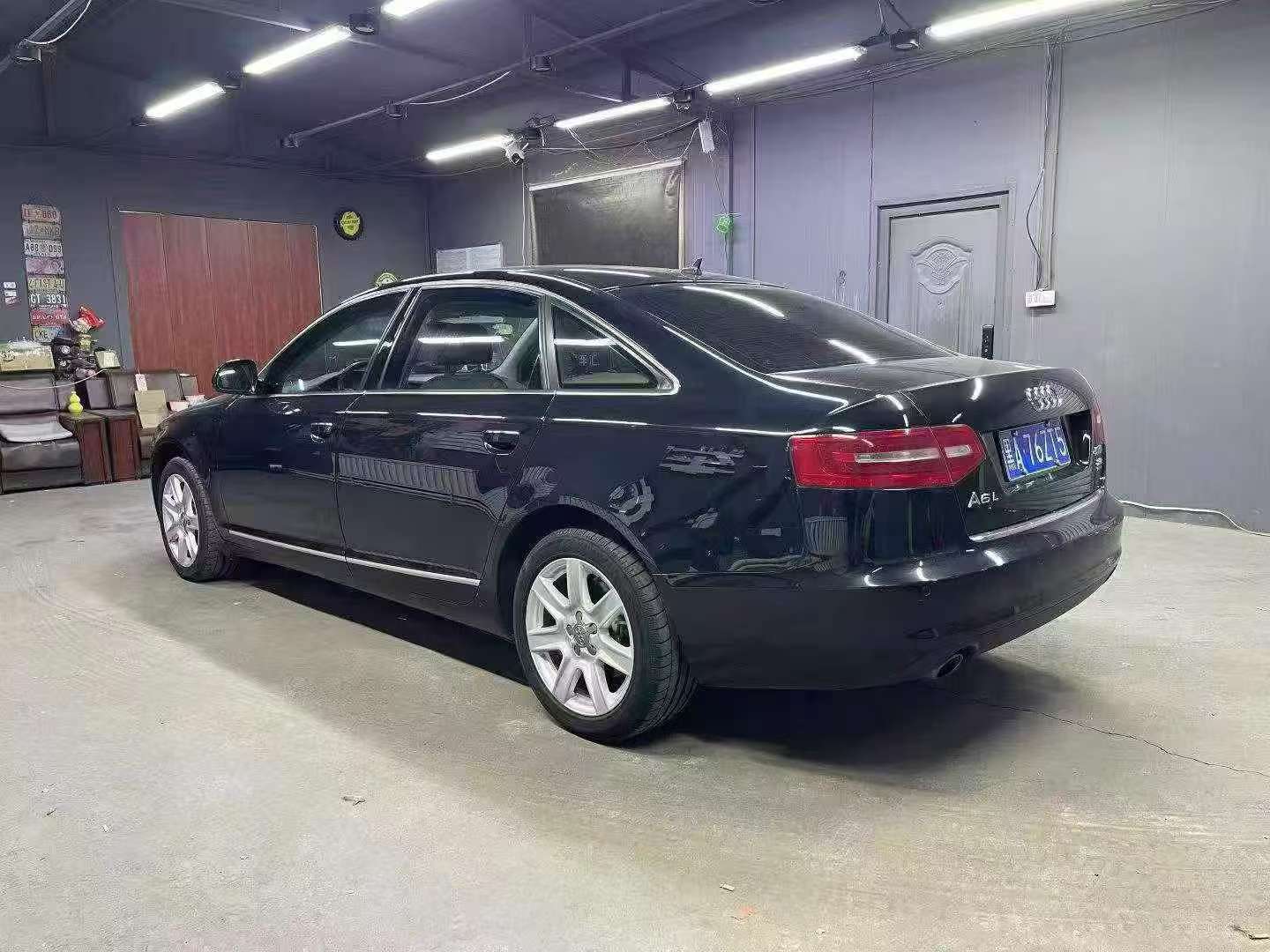Audi A6L 2012 2.8 Automatic AWD 5