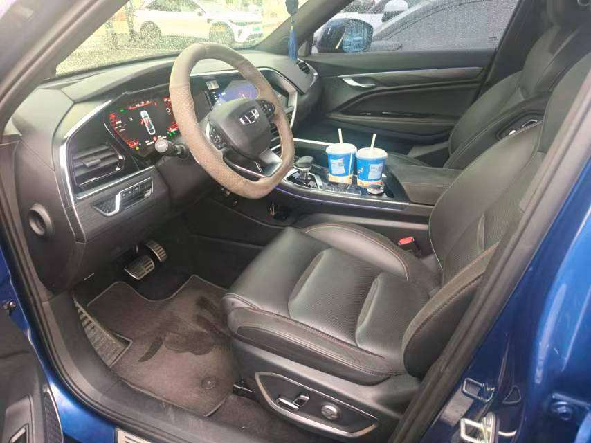Geely Xingyue 2.0T 350T High Trim 4