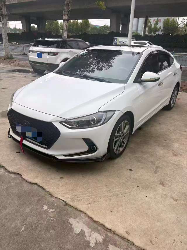 Hyundai Elantra