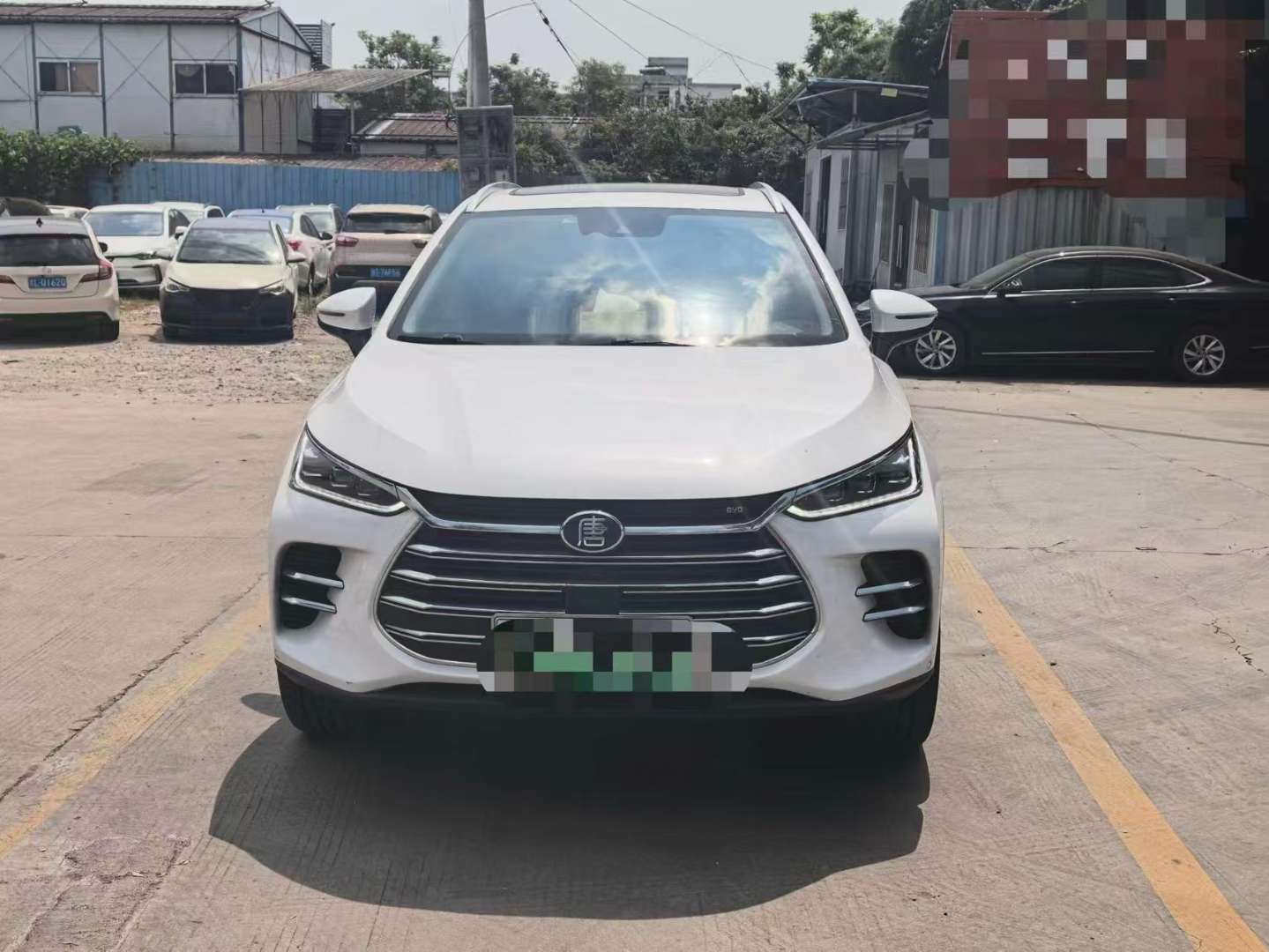 BYD Tang 2018 2.0T AWD Smart Connect Edition 7-Seater 2