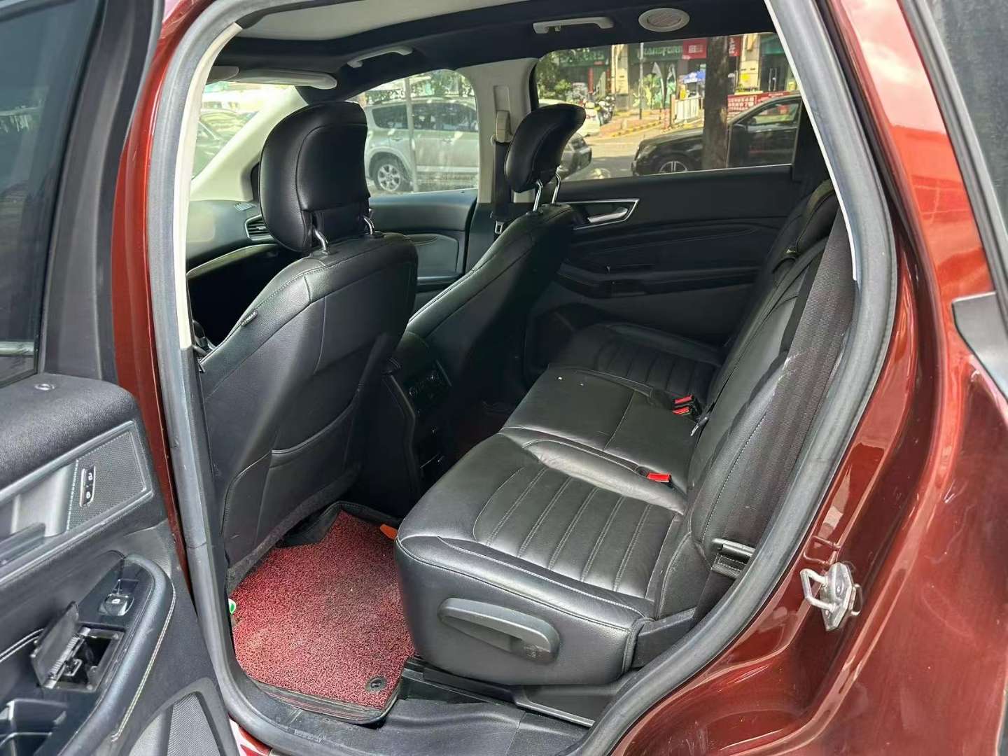 Ford Edge 2.0T 2WD Elite (7 Seats) 8