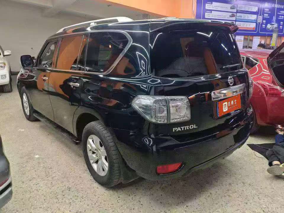 Nissan Patrol 4WD Flagship 5.6L V8 4
