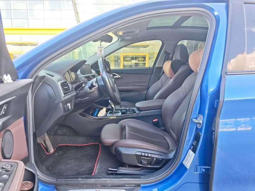 BMW 1 Series 2020 1.5T 120i M Sport Package 6