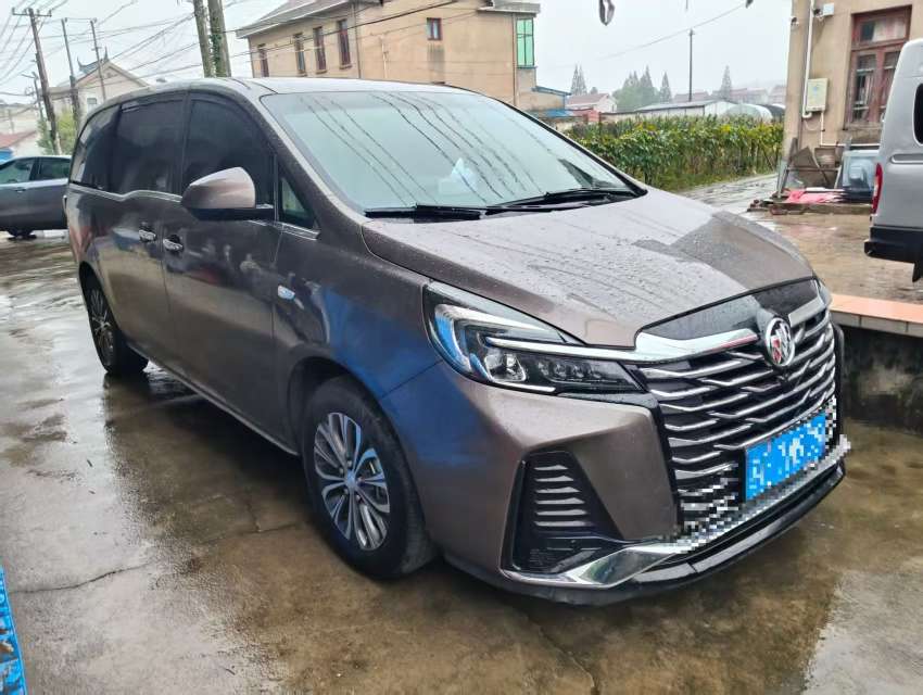 Buick GL8 2025 Automatic 2.0T With Windows 5