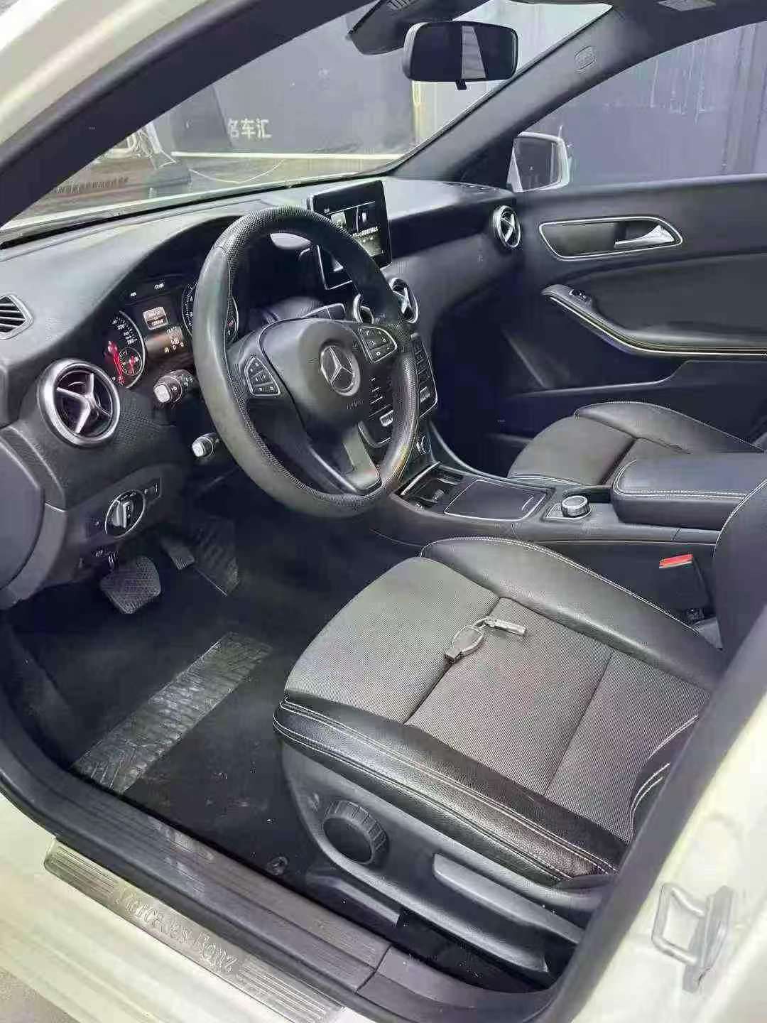 Mercedes-Benz A-Class A180 Automatic Panoramic Sunroof 7