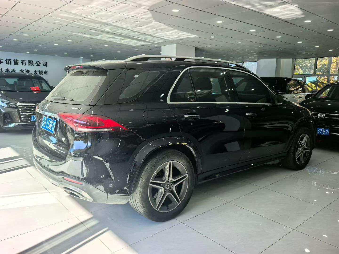 Mercedes-Benz GLE 2019 GLE350 2.0T 7-Seater Luxury 6
