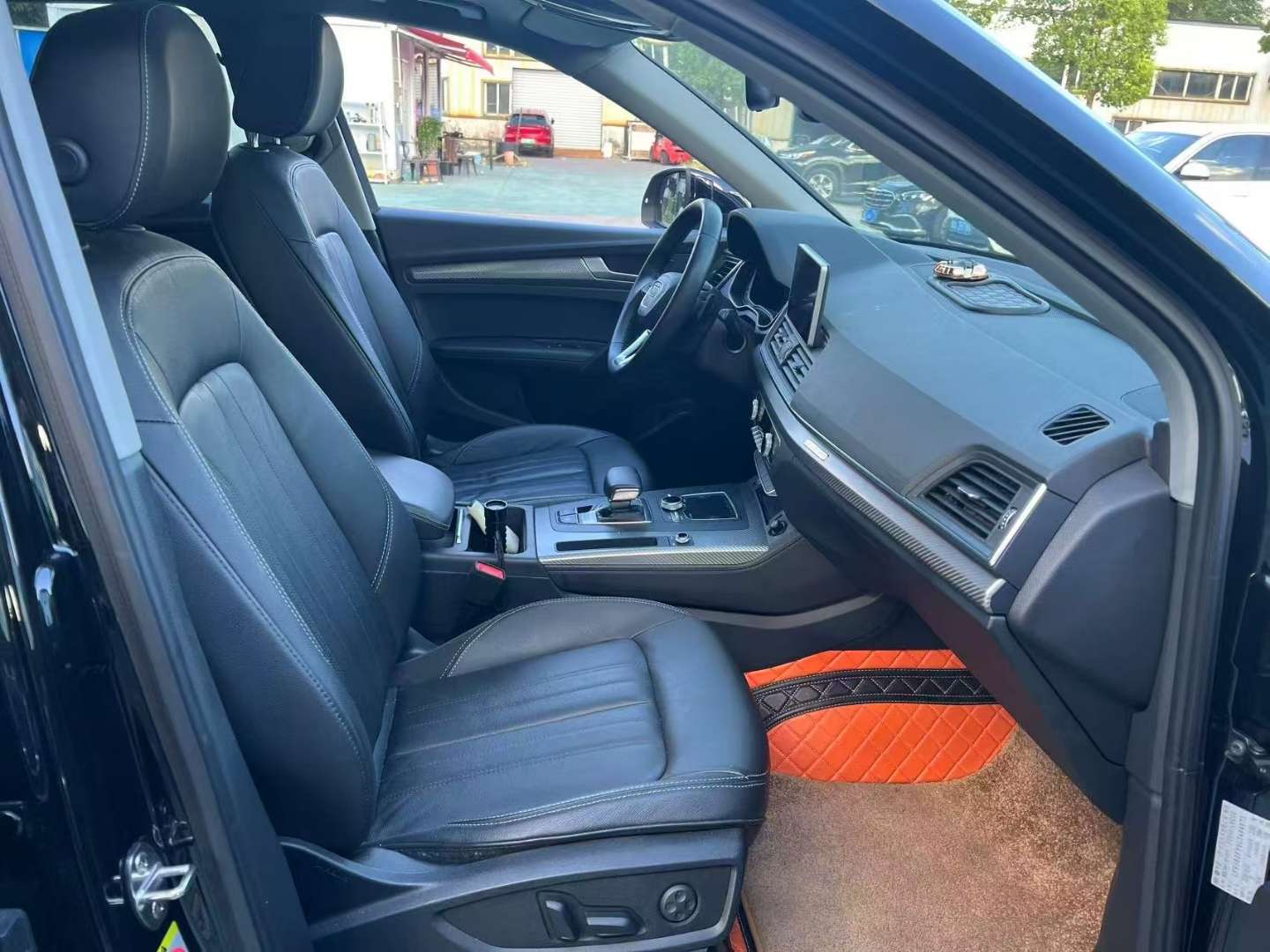 Audi Q5L 2020 2.0T Automatic Sunroof 45 Prestige Fashion Trim 8