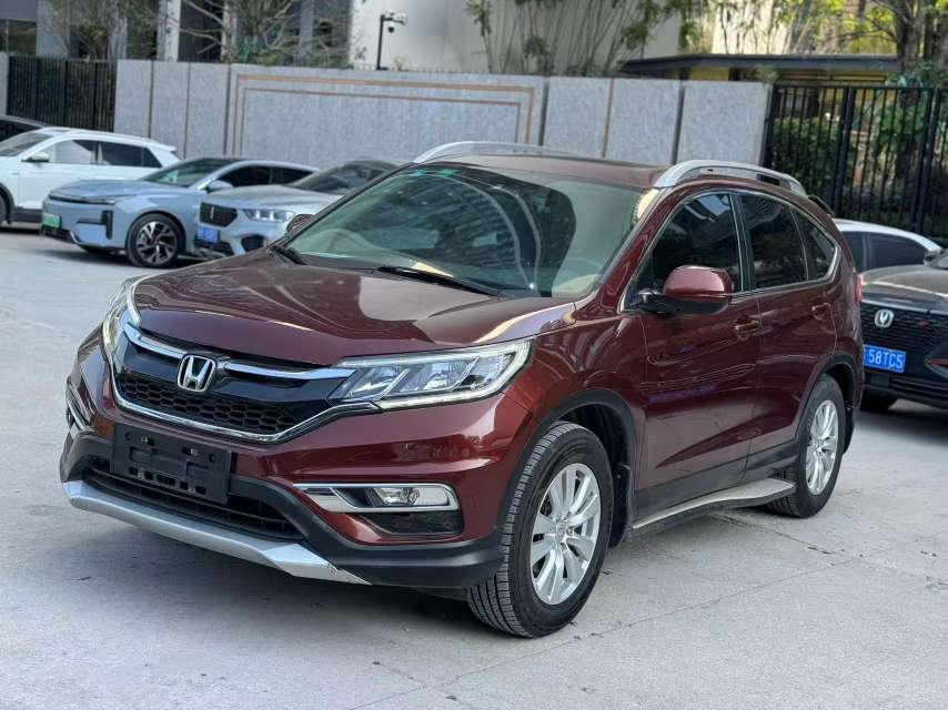 Honda CR-V 2.0L Automatic Sunroof Urban Edition