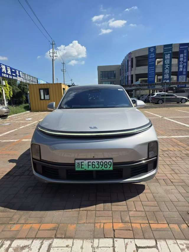 Li Auto L8 2023 L8 Pro 2