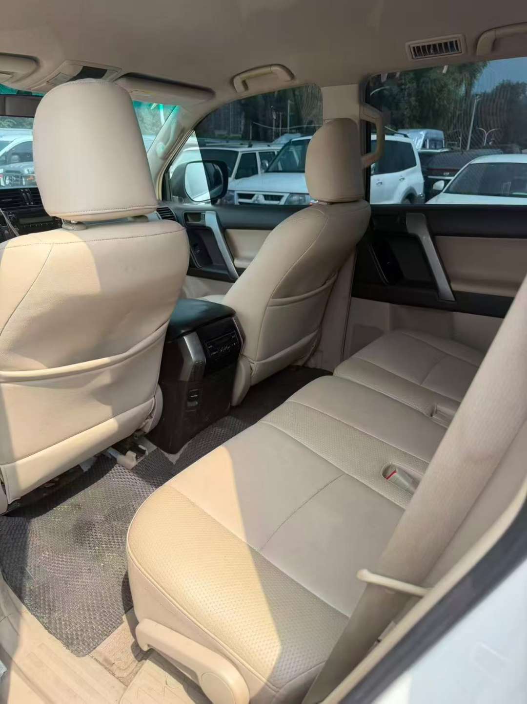 Toyota Prado 2013 2700 4