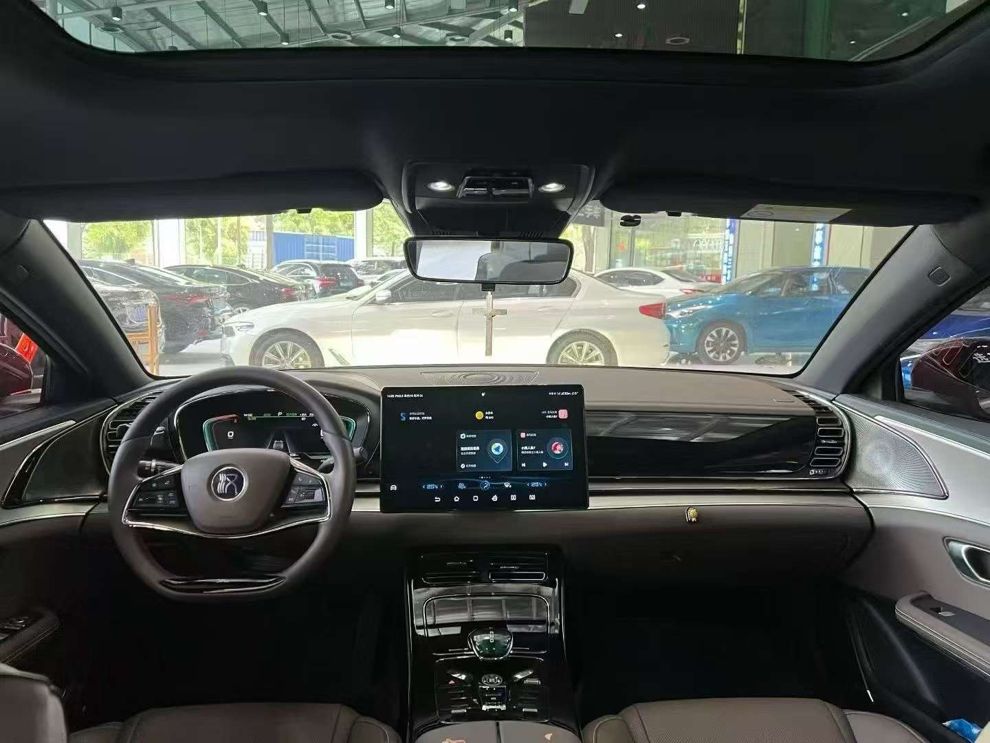 BYD Han EV Standard Range Luxury Edition 5
