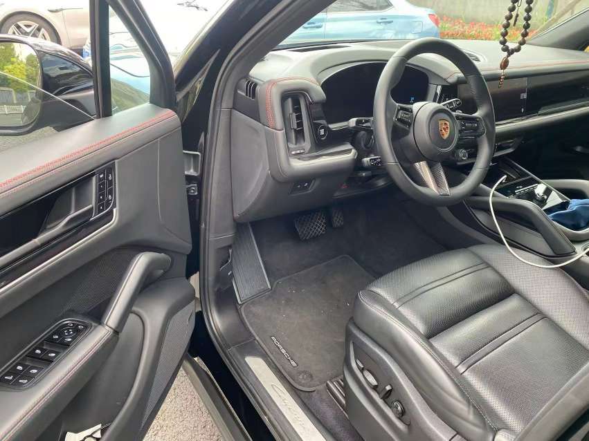 Porsche Cayenne 3.0T 3