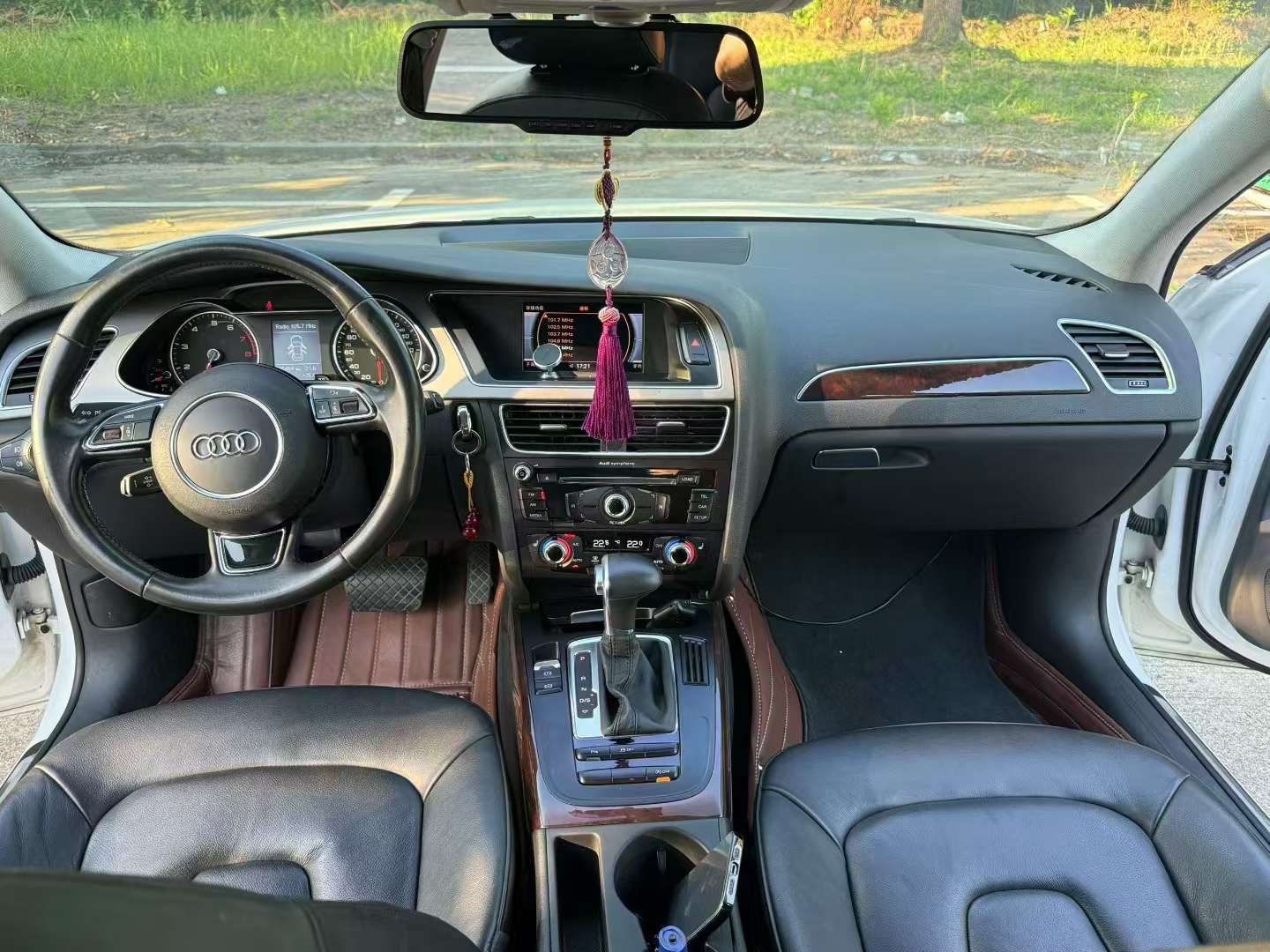 Audi A4L 35 TFSI Comfort Trim 8