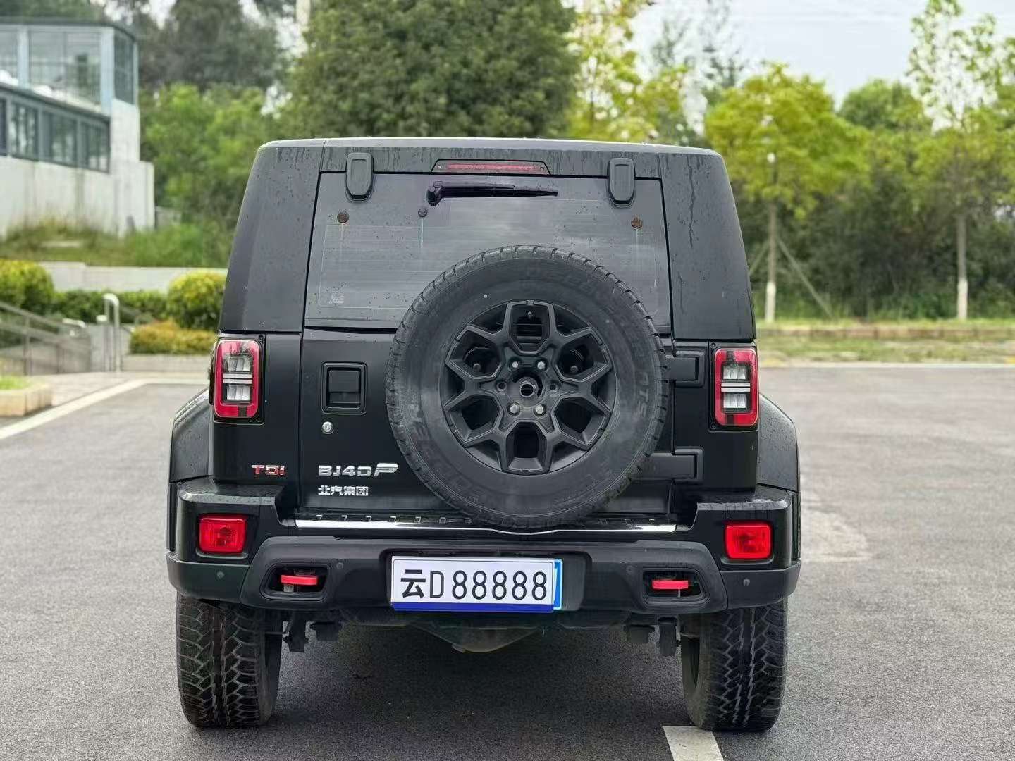 Beijing BJ40 2.0T Diesel 4WD Automatic Blade Knight 8