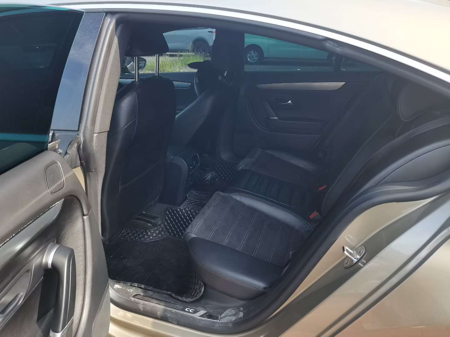 Volkswagen CC 2016 1.8T Luxury 8