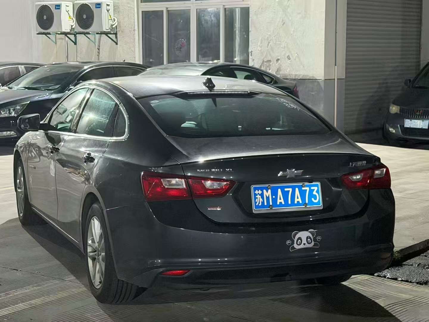 Chevrolet Malibu XL 1.5T Automatic Sunroof 6