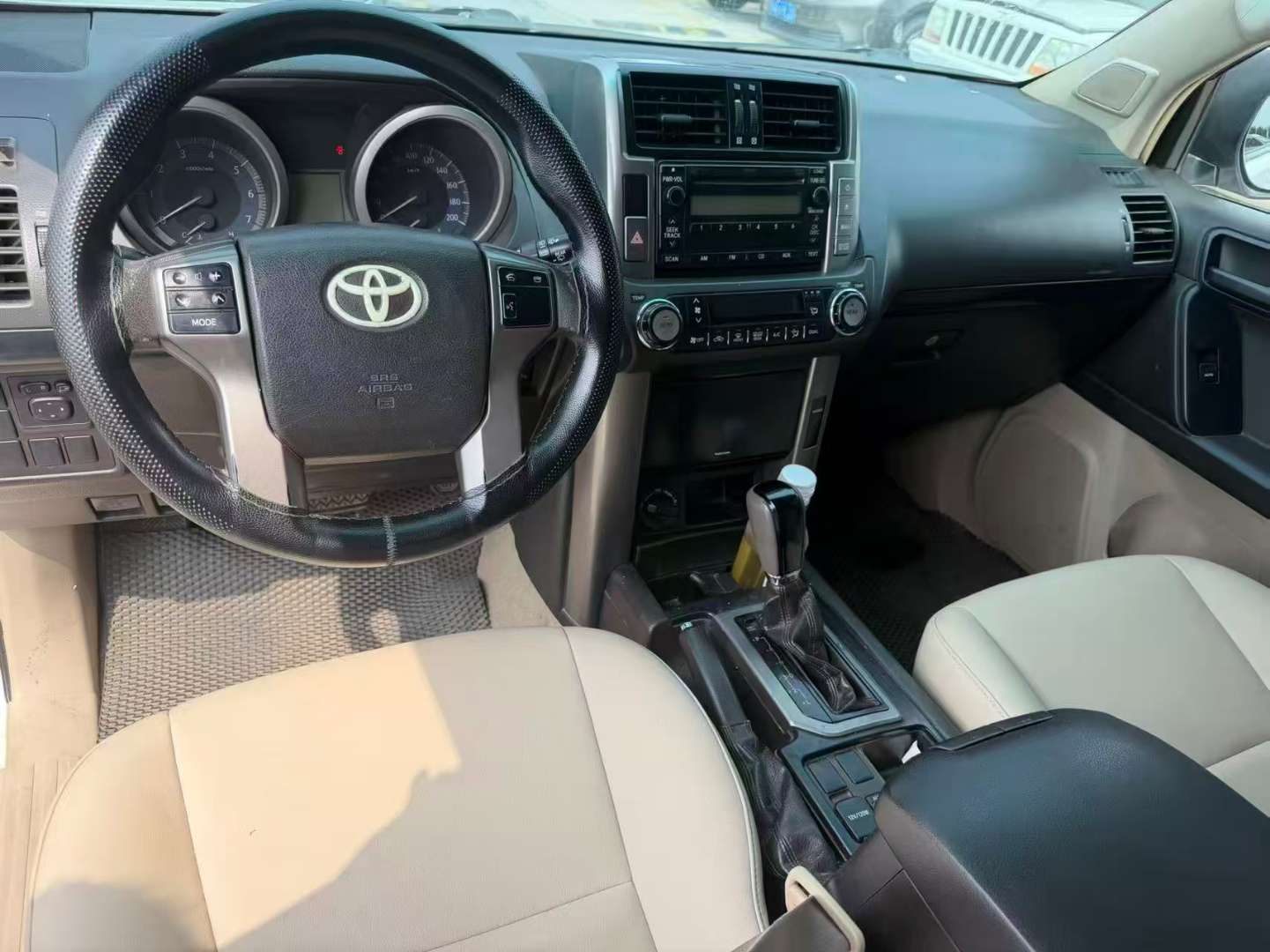 Toyota Prado 2013 2700 5