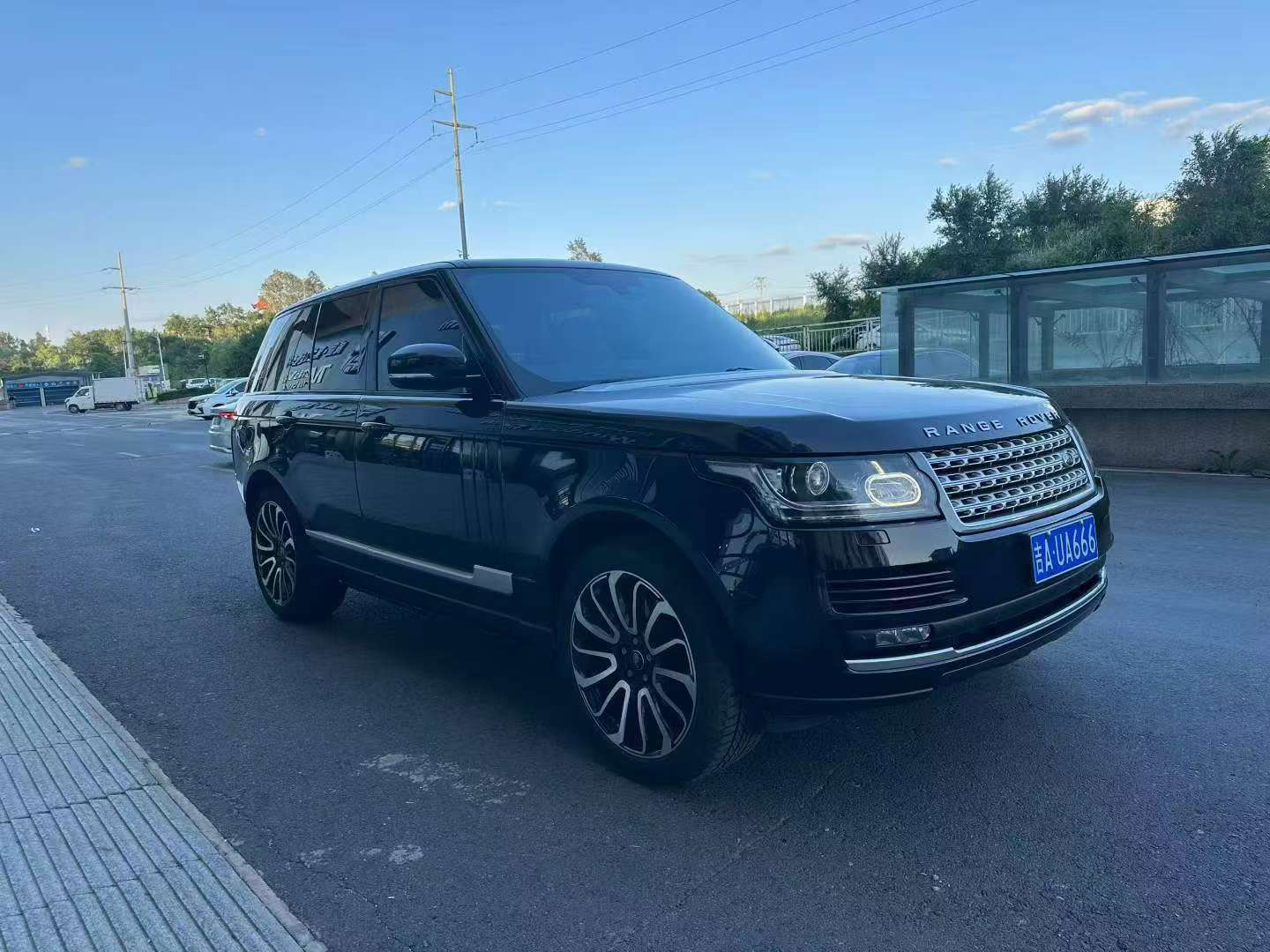 Land Rover Range Rover 2014 3.0T AWD 3