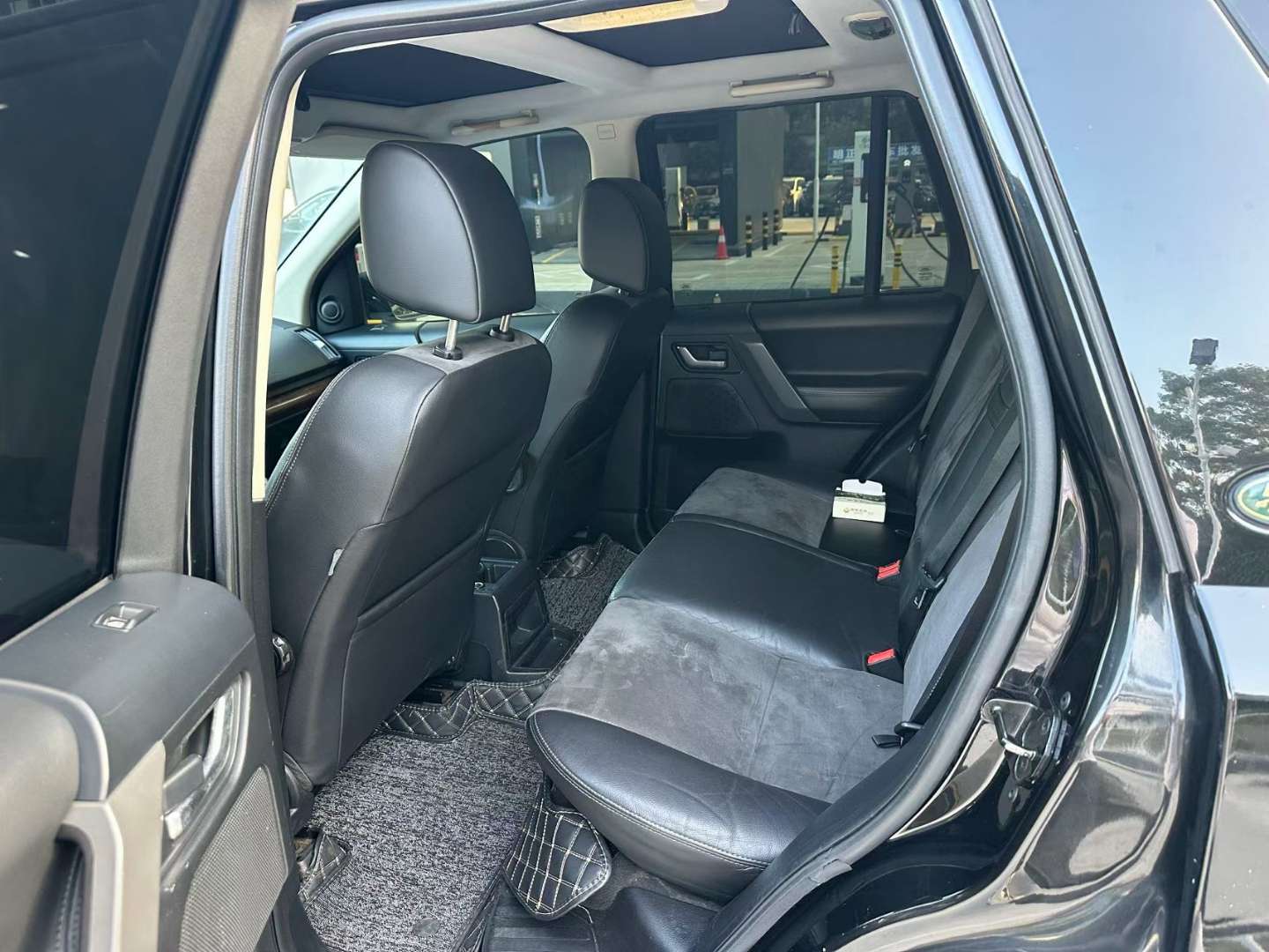 Land Rover Freelander 2 2.2T SE Diesel 9