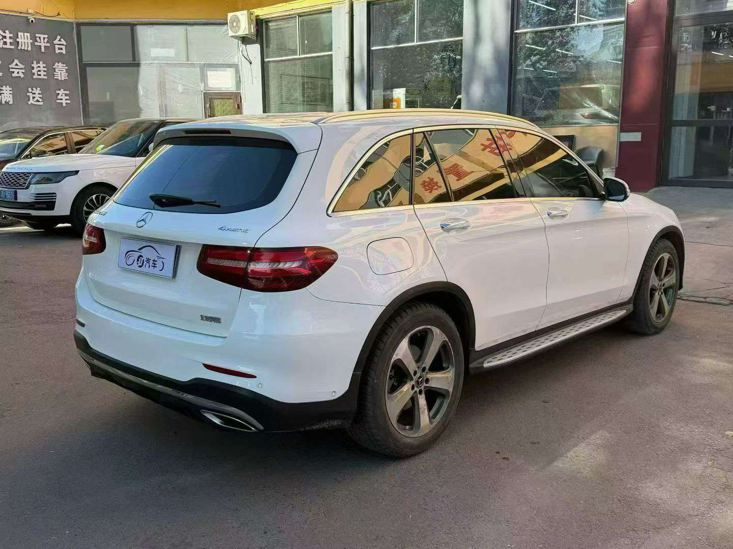 Mercedes-Benz GLC GLC200 AWD 9