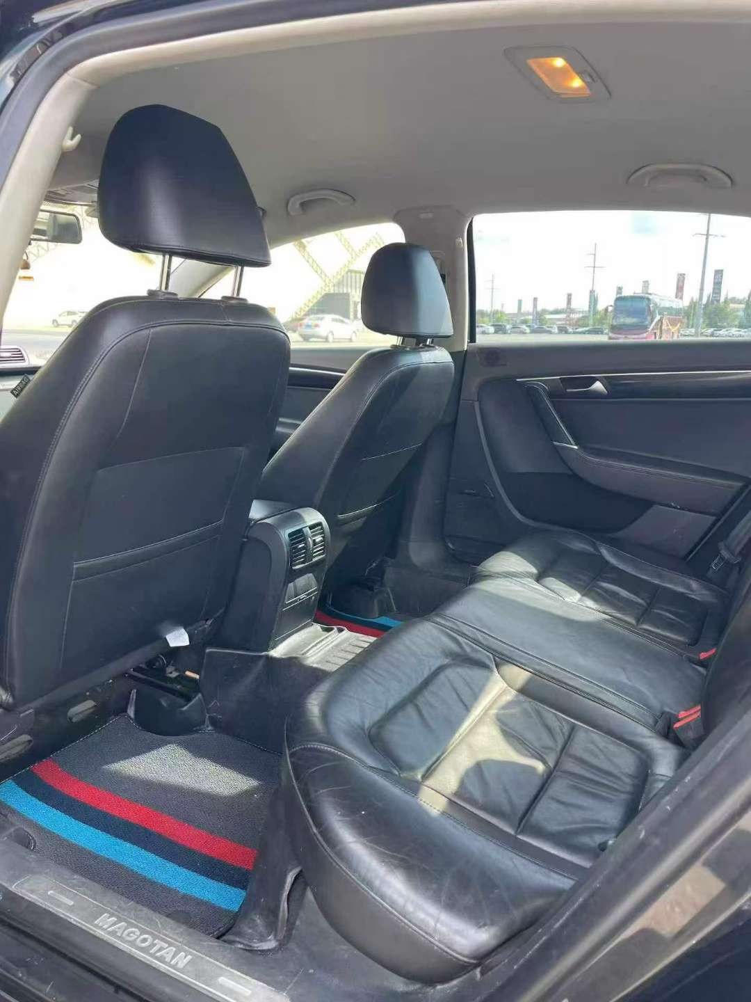 Volkswagen Magotan 2013 1.8T Automatic 9