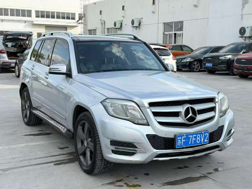 Mercedes-Benz GLK-Class 3