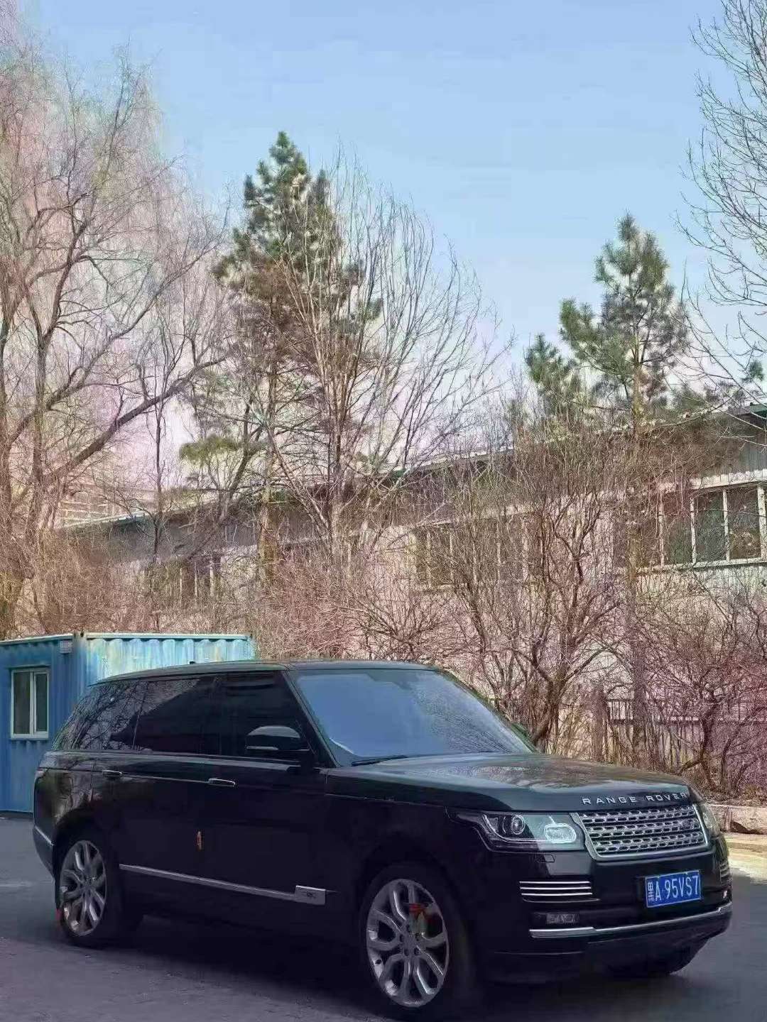 Land Rover Range Rover 5.0T Vautour Extended Four-Seater 3