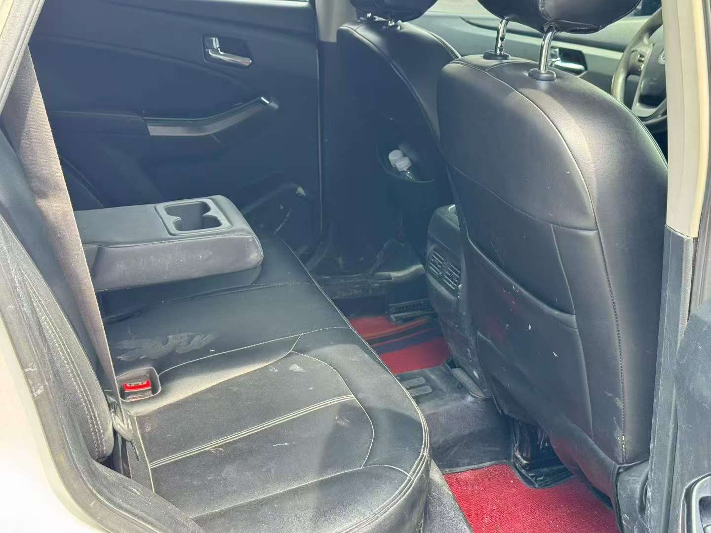 Venucia T70 2.0L Automatic Sunroof 5