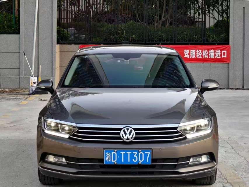 Volkswagen Magotan 2017 330 Luxury 1.8T