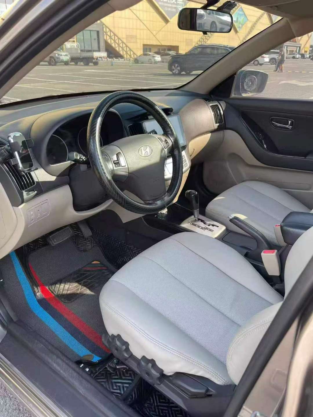 Hyundai Elantra 2011 1.6L Automatic High Trim 7