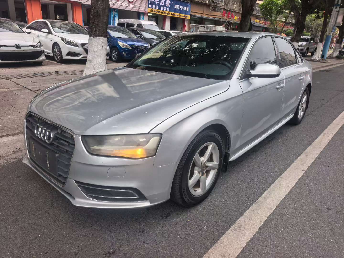 Audi A4L 3