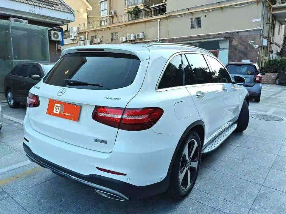 Mercedes-Benz GLC GLC260 2.0T Luxury 3