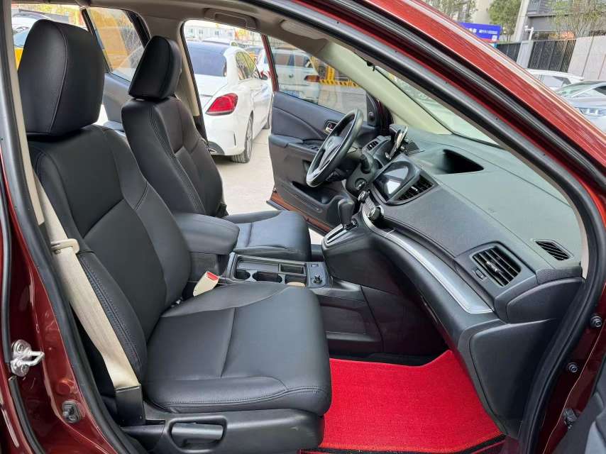 Honda CR-V 2.0L Automatic Sunroof Urban Edition 6