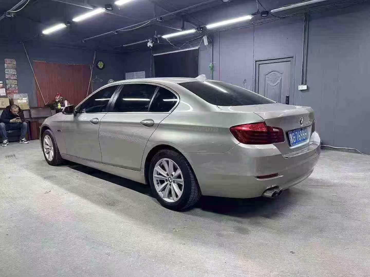 BMW 5 Series 2014 520Li 2.0T Automatic 5
