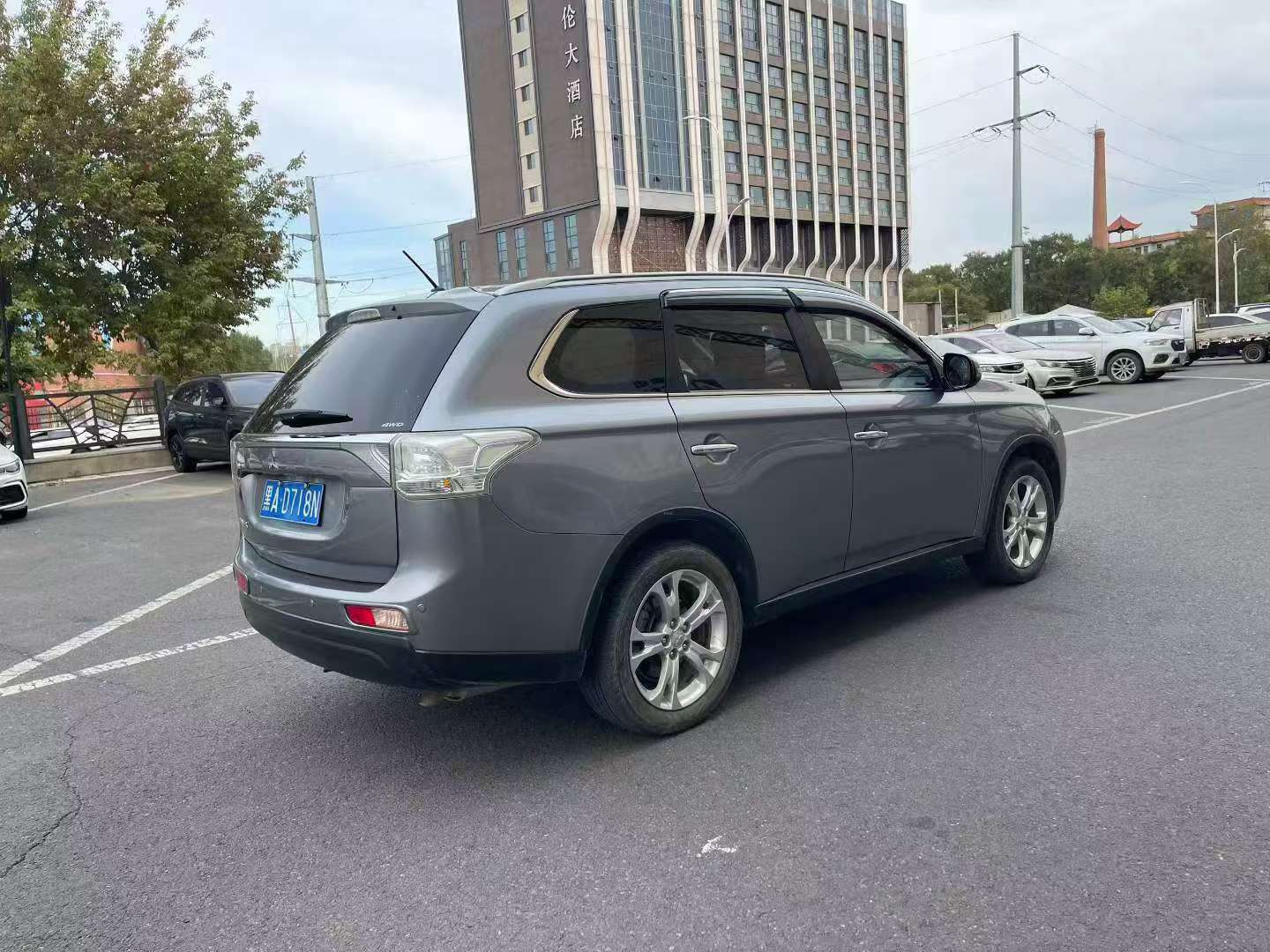 Mitsubishi Outlander 2015 2.4L Automatic AWD 4