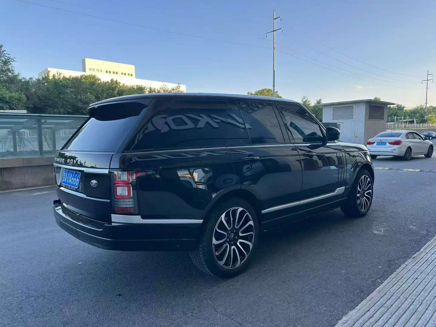 Land Rover Range Rover 2014 3.0T AWD 4