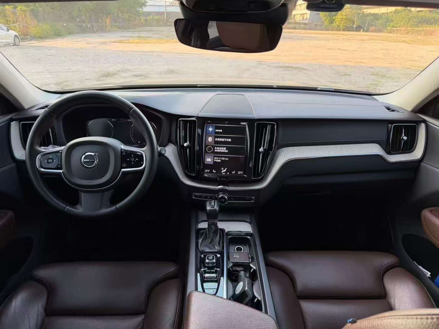 Volvo XC60 T5 AWD Zhiyuan Luxury Edition 5