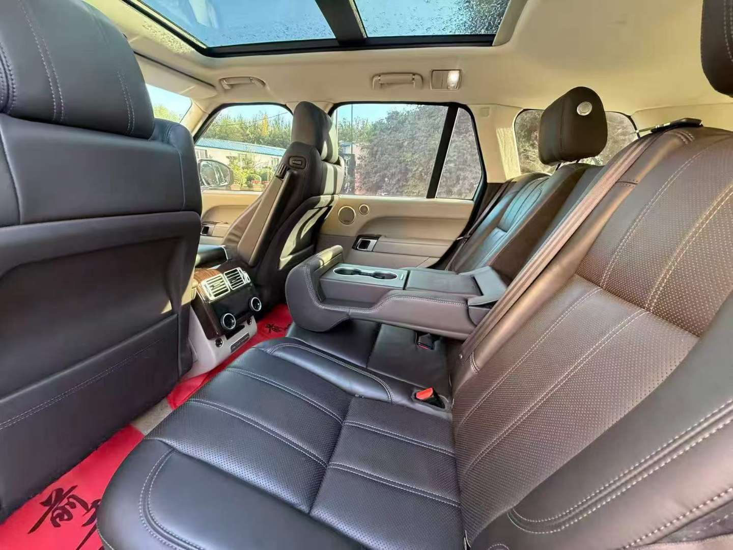 Land Rover Range Rover Executive 2015 6