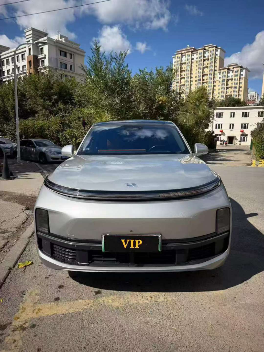 Li Auto L8 2023 2
