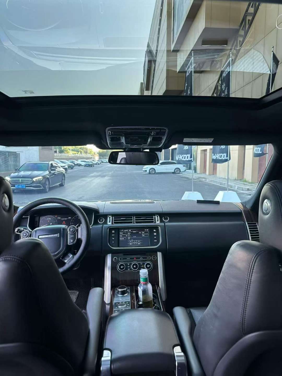 Land Rover Range Rover 2014 3.0T AWD 8