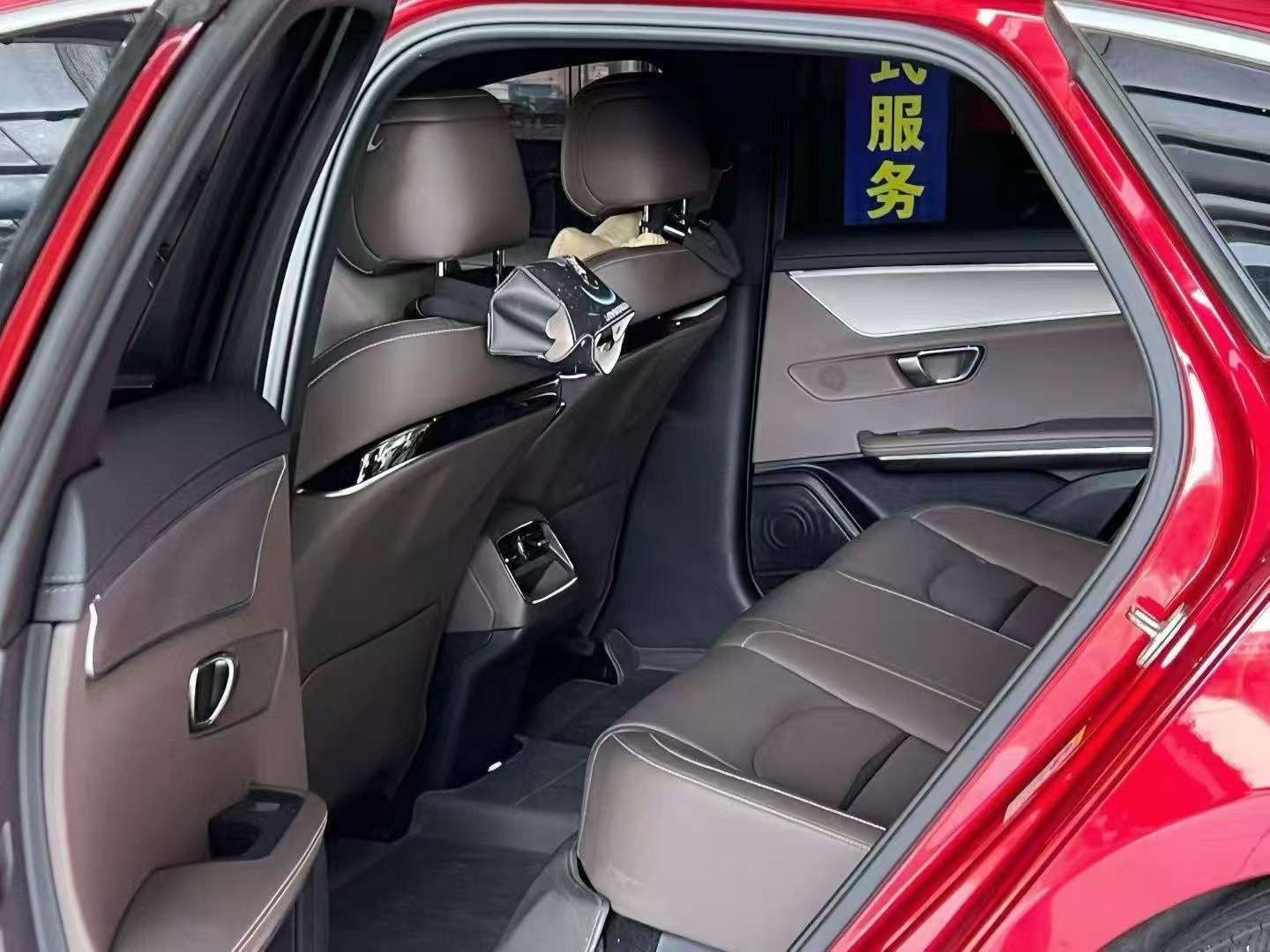 BYD Han EV Standard Range Luxury Edition 6