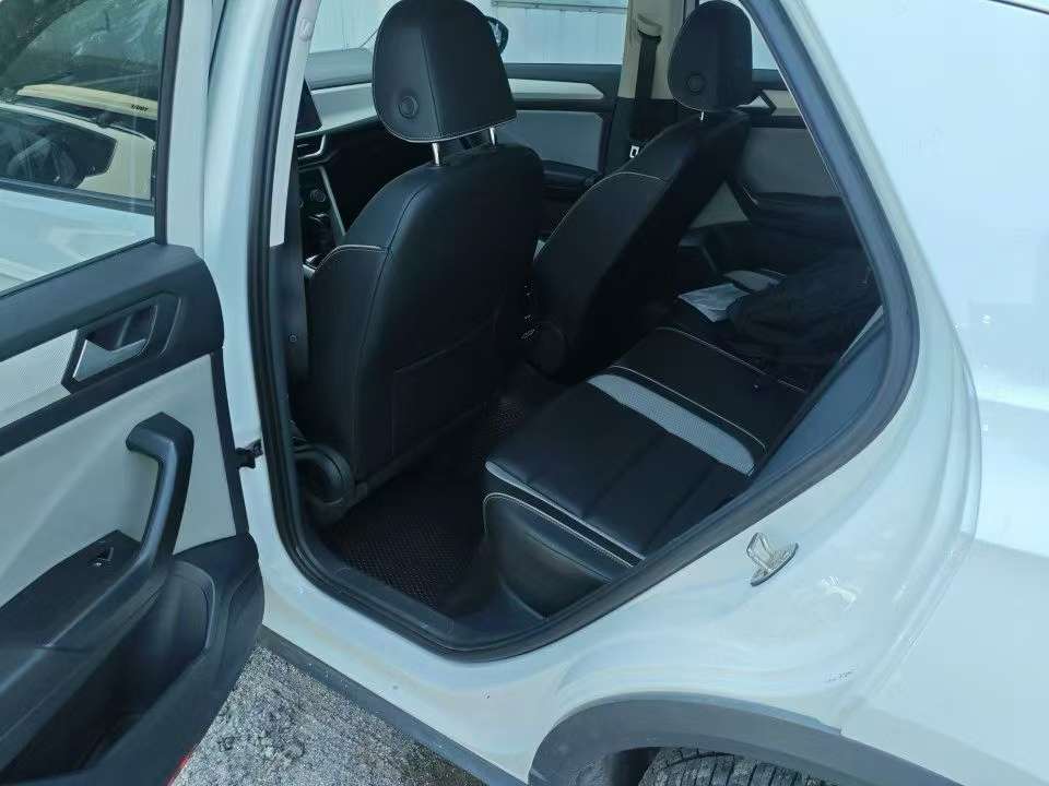 Volkswagen T-ROC 280 Time Edition 5